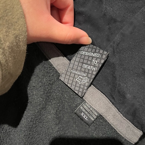 [SOLD] RARE FOX HEAD with horns oversized hoodie - Picture 6 of 8